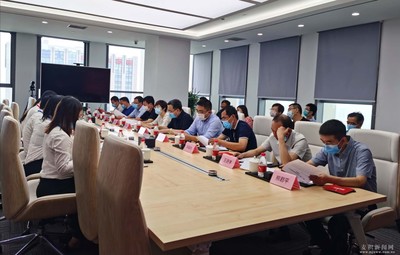 張智明帶隊(duì)繼續(xù)考察對(duì)接?xùn)|西部扶貧協(xié)作工作(圖)